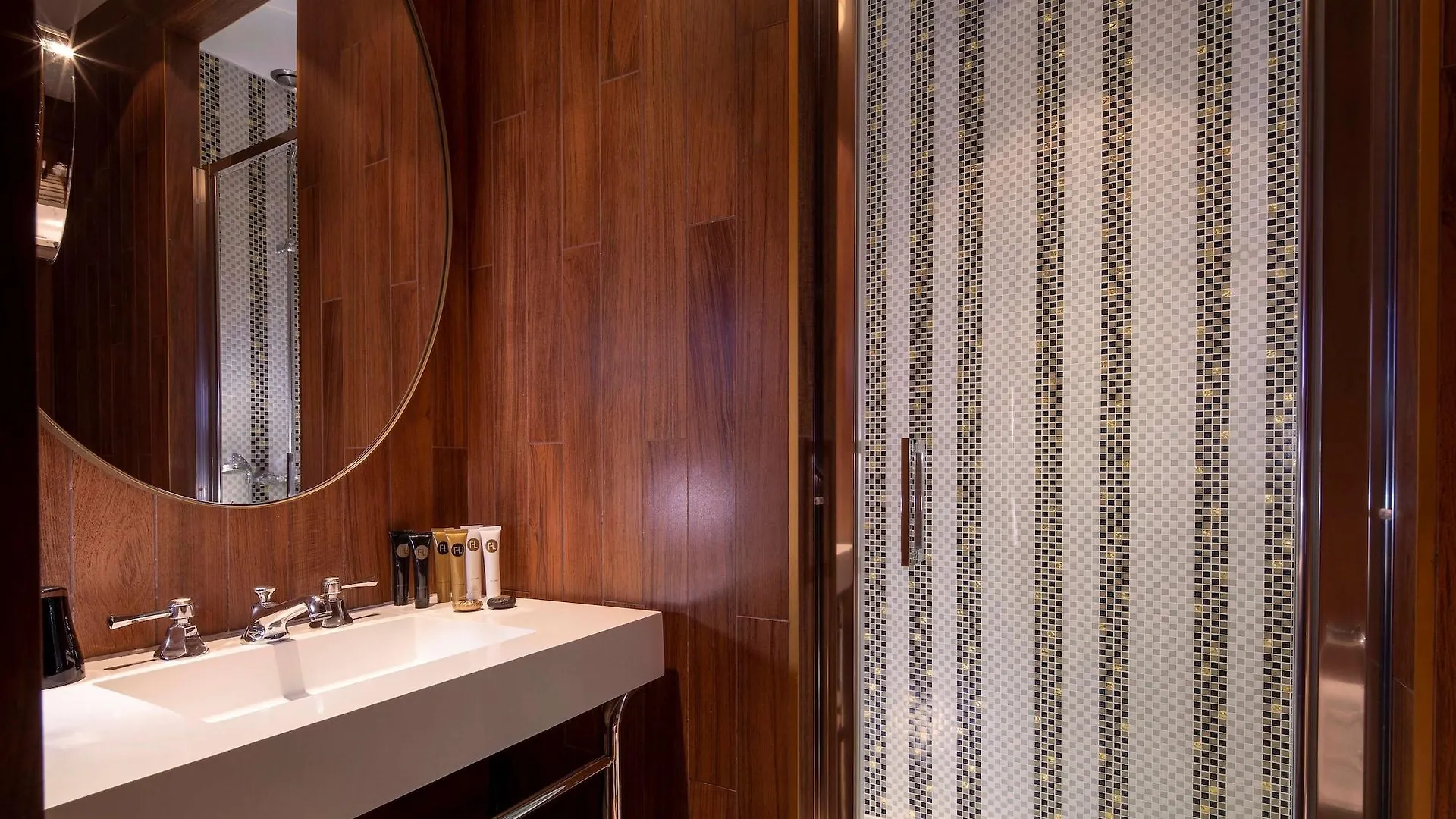 Maison Fl Hotell Paris